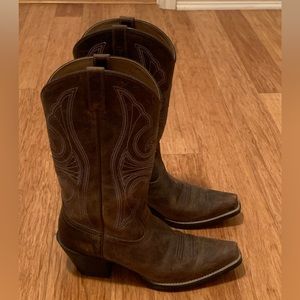 Women’s Ariat Round Up D Toe Leather Boots, Size 9B